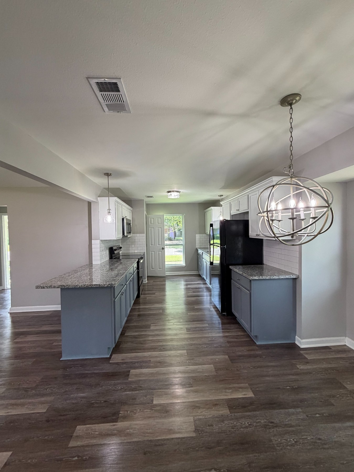 Kitchen & Bathroom Remodeling
